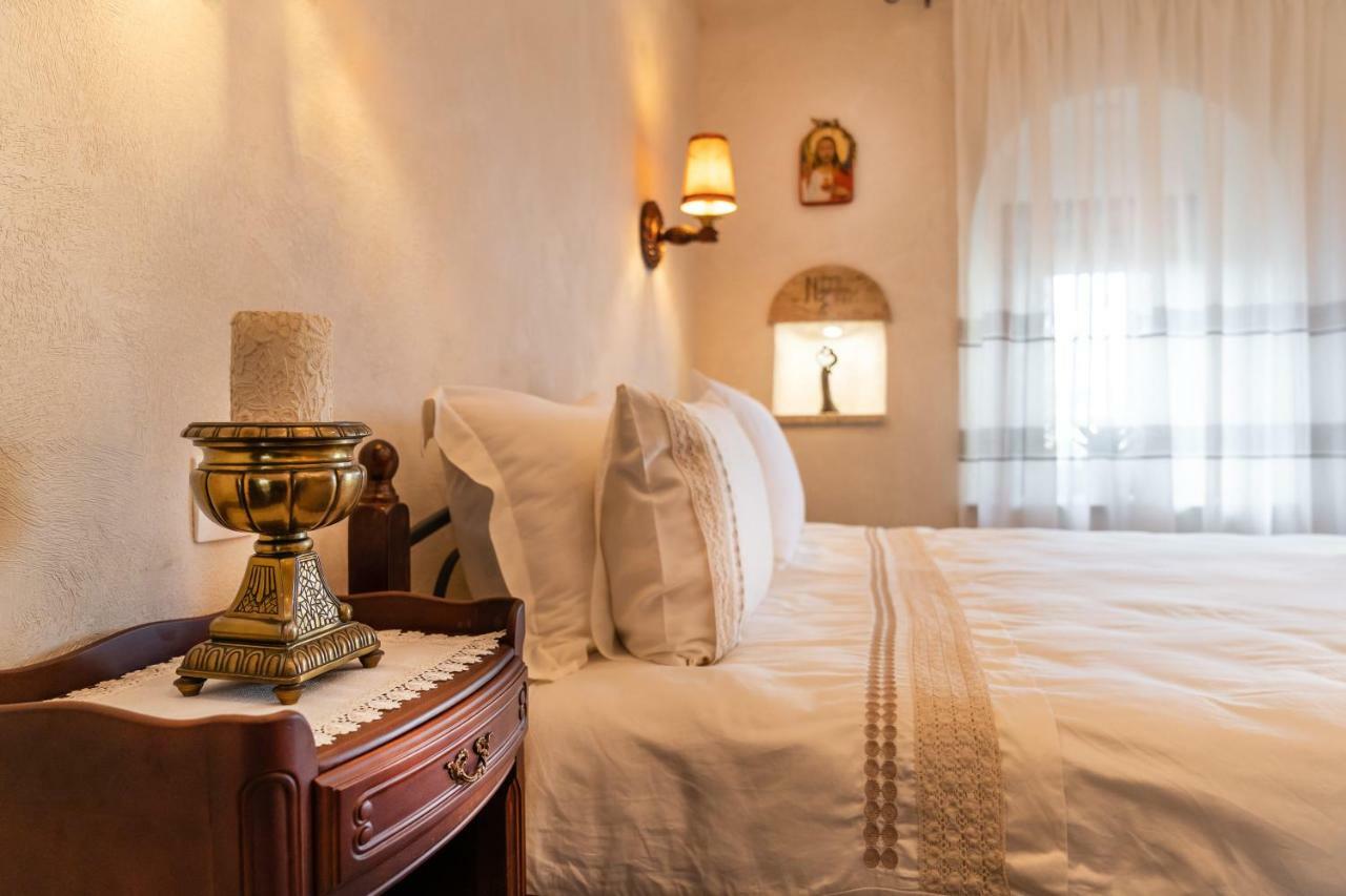 Historic Apartment In The Heart Of The City Veliko Tŭrnovo Eksteriør bilde