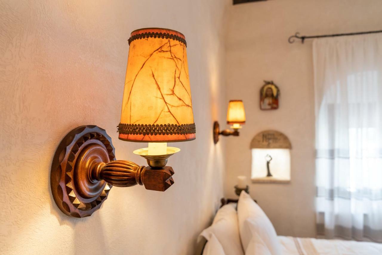 Historic Apartment In The Heart Of The City Veliko Tŭrnovo Eksteriør bilde